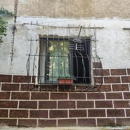 Guest Room Tirana Center المظهر الخارجي الصورة