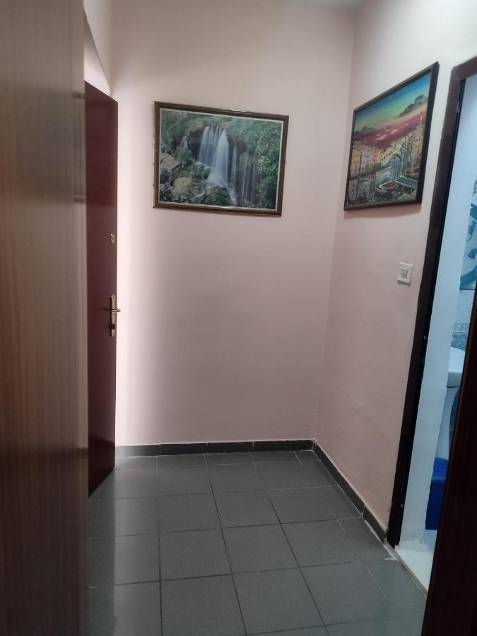 Guest Room Tirana Center المظهر الخارجي الصورة
